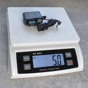 SF-802 digitálna balíková váha do 30kg/1g biela